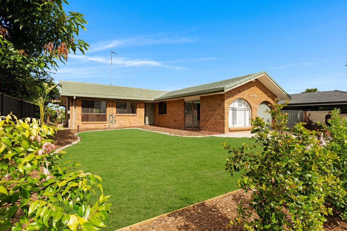 46 Jabiru Avenue Burleigh Waters 2