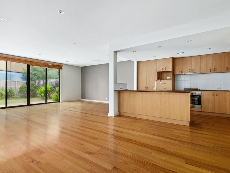 Gallery: 46 Jack Holt Way
