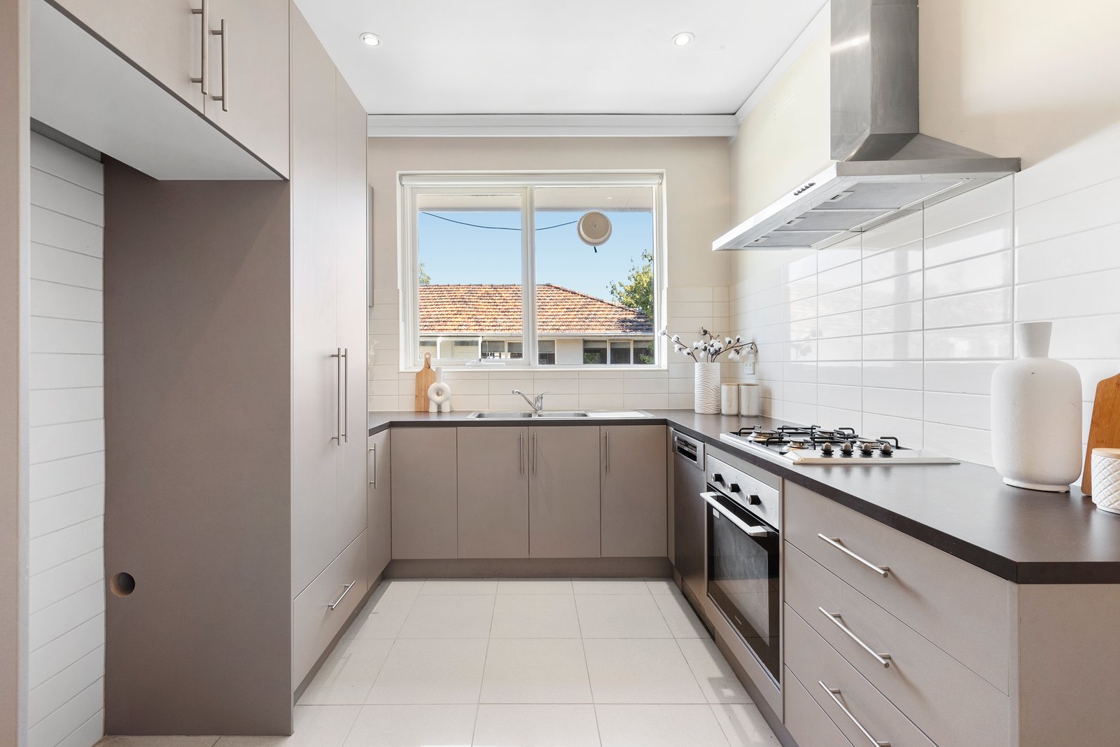 Gallery: 4/6 John Street