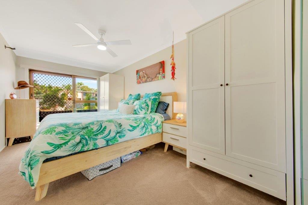 46 Katandra Street BOYNE ISLAND 12