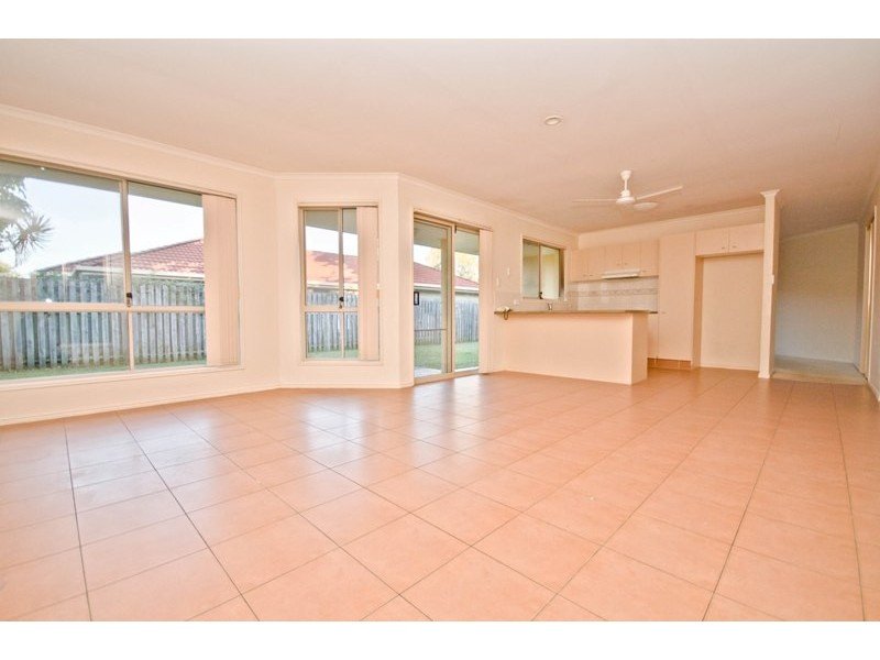 46 Kingarry Circuit MERRIMAC 2