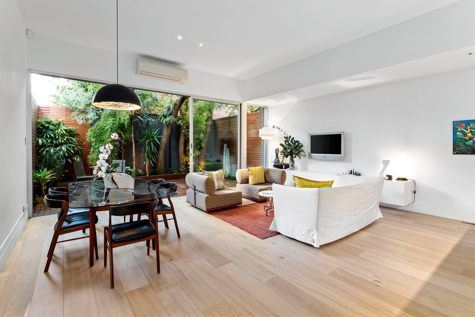 Gallery: 46 Langridge Street