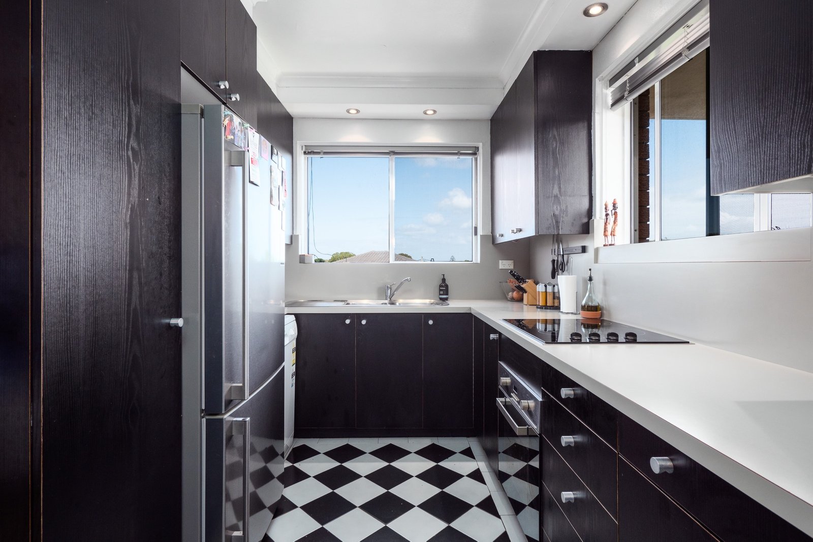 4/6 Lawson Street MATRAVILLE 2