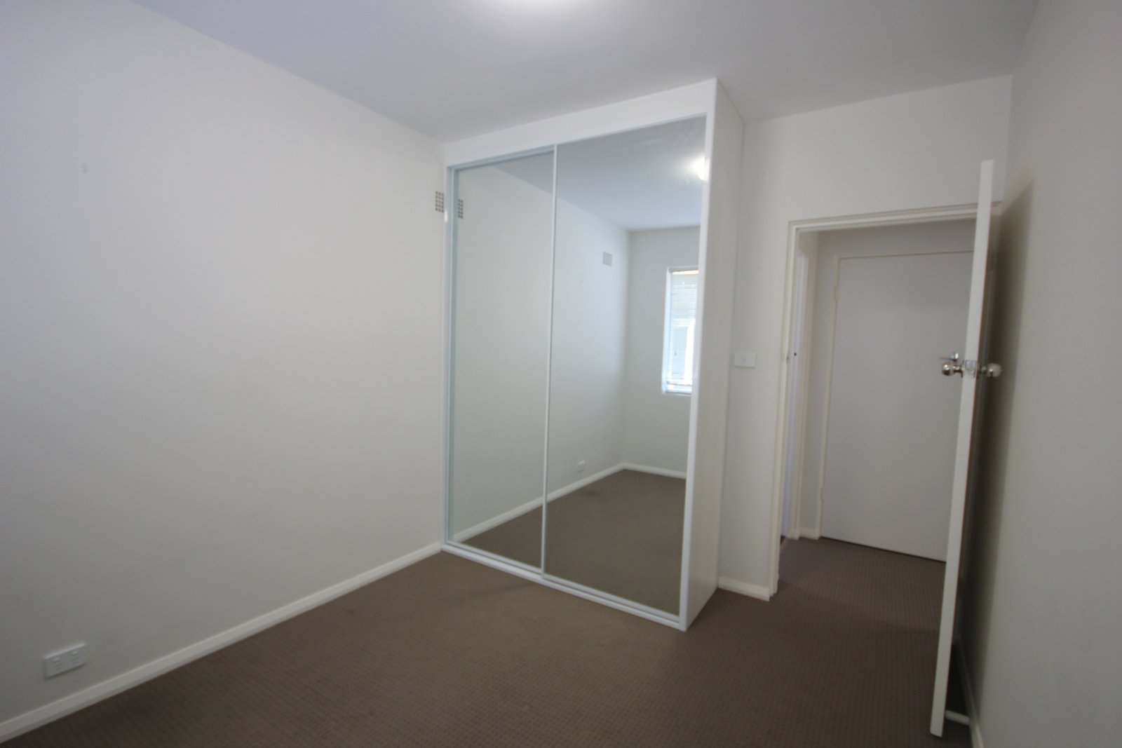 4/6 Letitia Street OATLEY 7