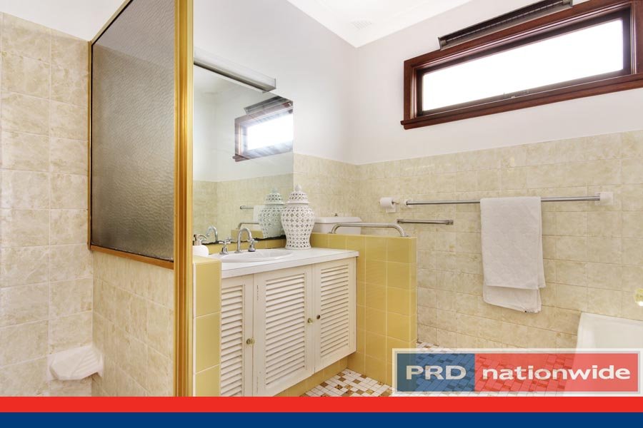 46 Llewellyn St  OATLEY 15