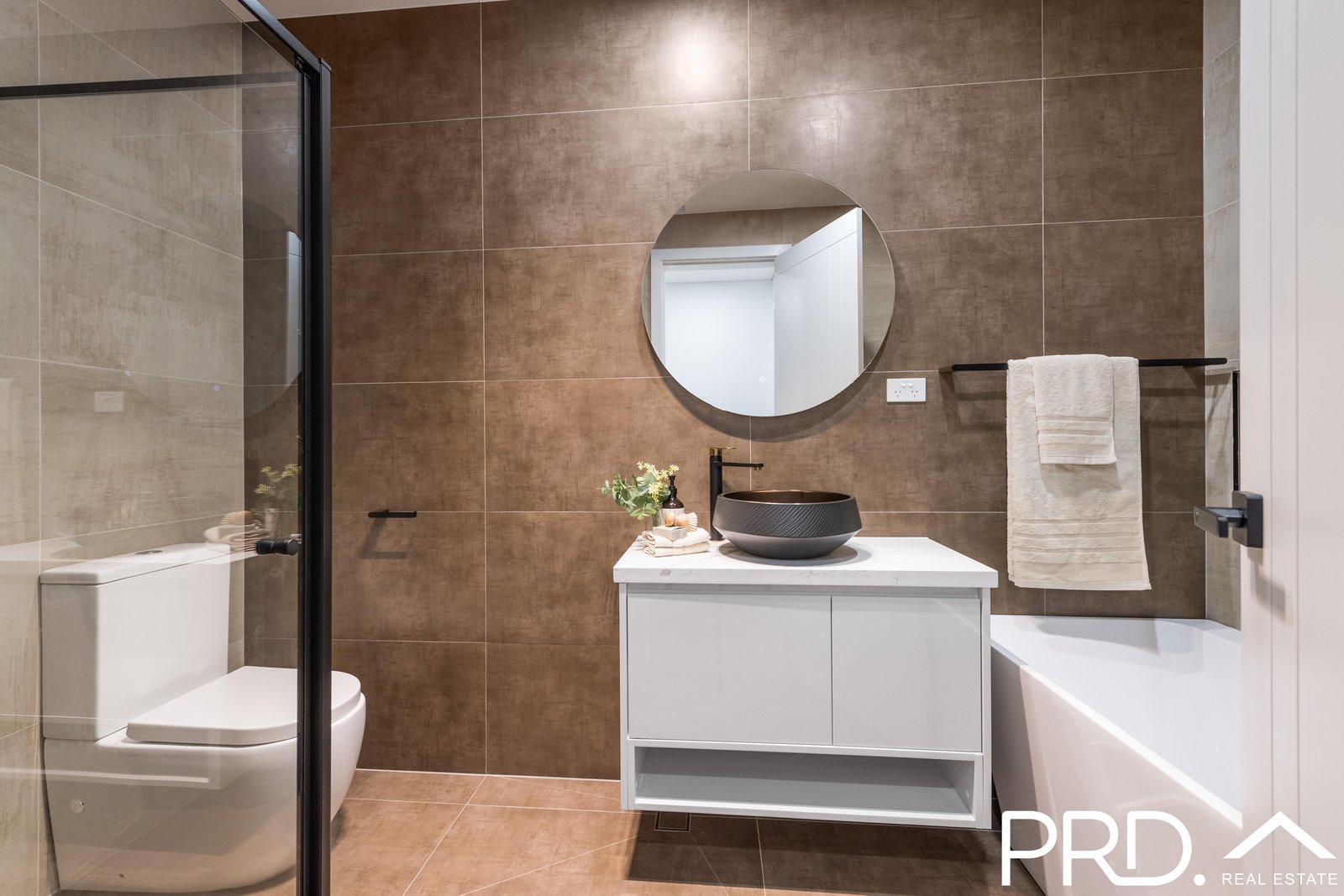 46 Malvern Street PANANIA 8