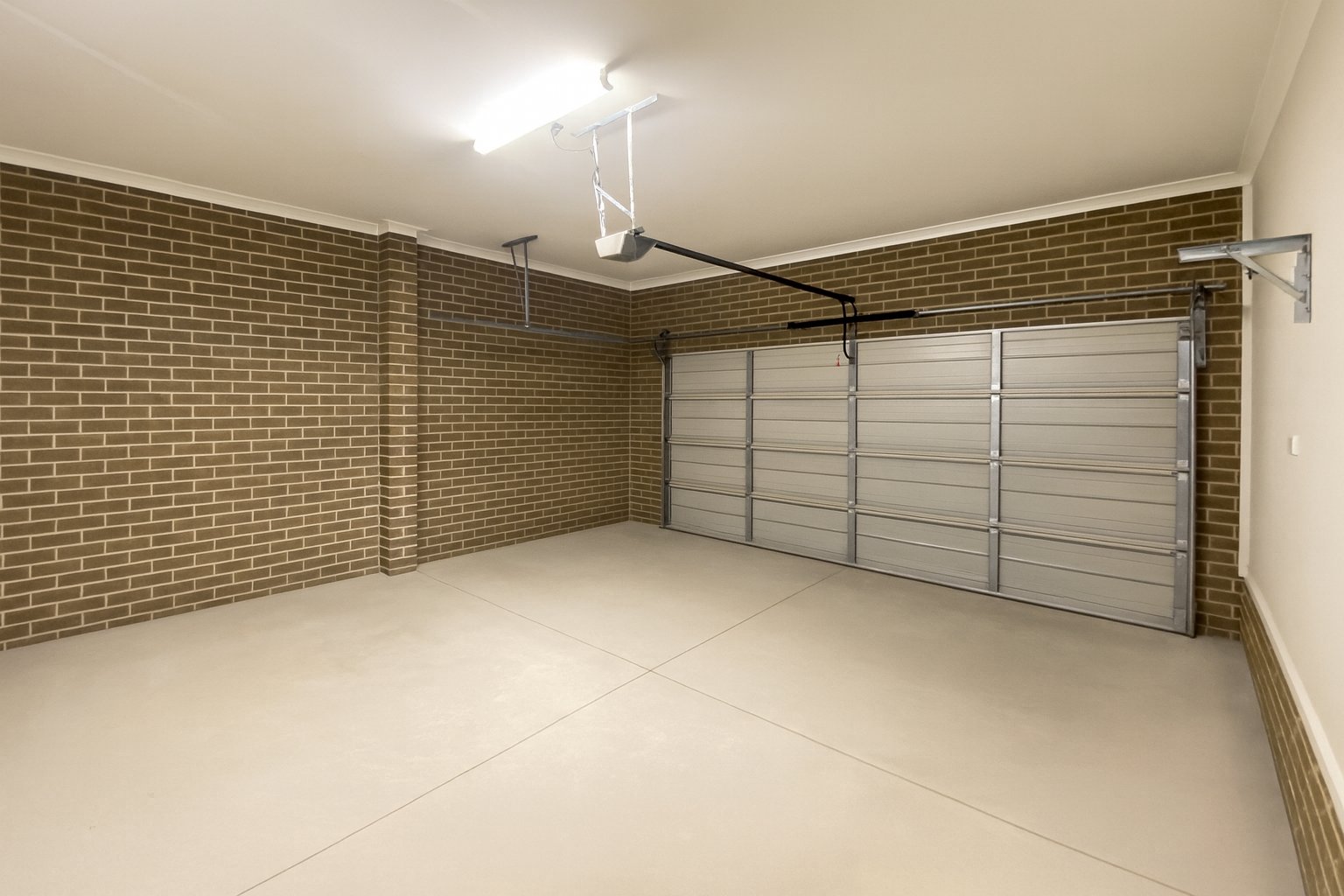 4/6 Market Street MOOREBANK 12