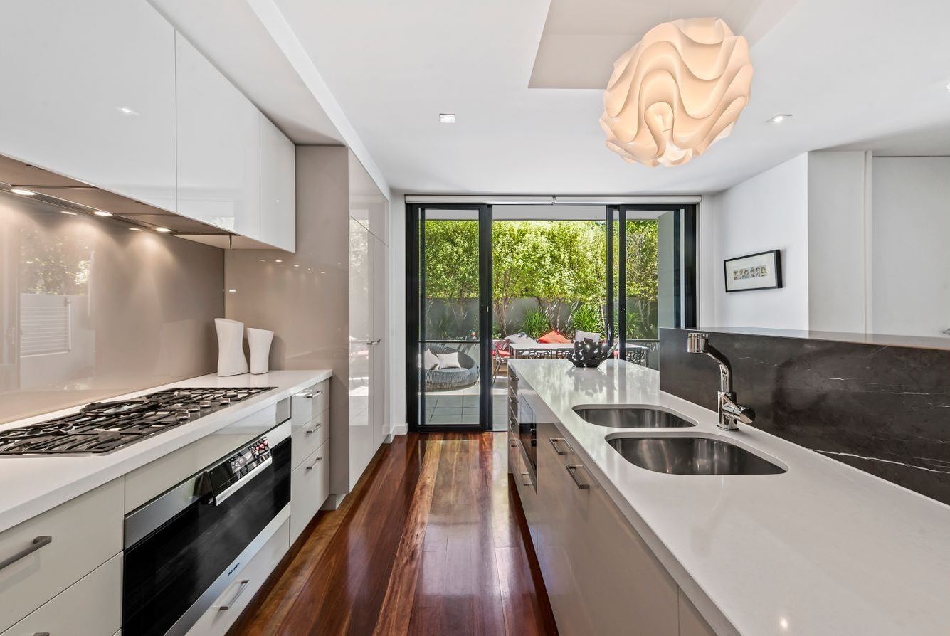 Gallery: 46 Meek Street