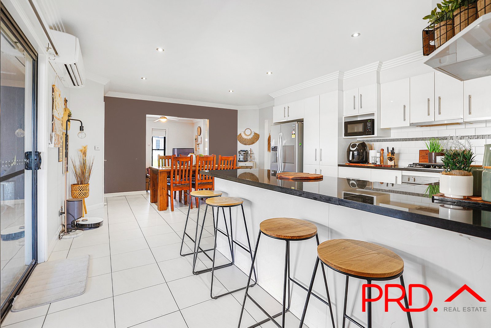 46 Milburn Road TAMWORTH 14