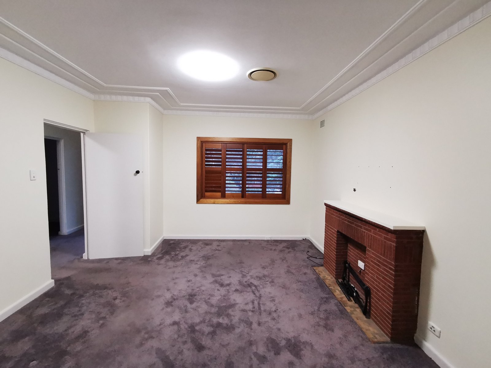 46 Monaro Avenue KINGSGROVE 3