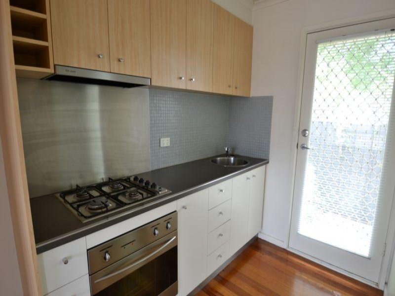 Gallery: 4/6 Olive Grove