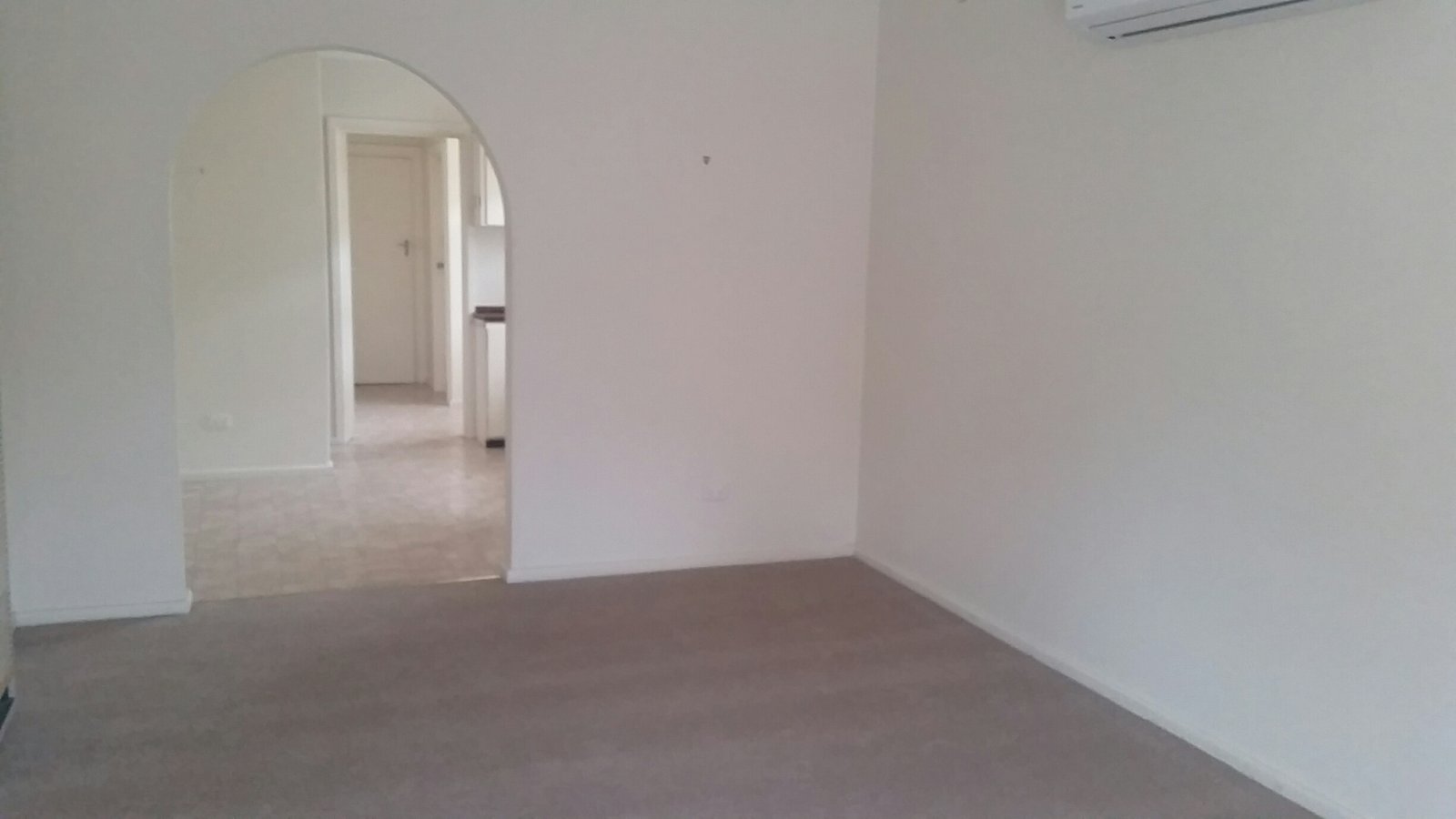 Gallery: 4/6 Patty Street