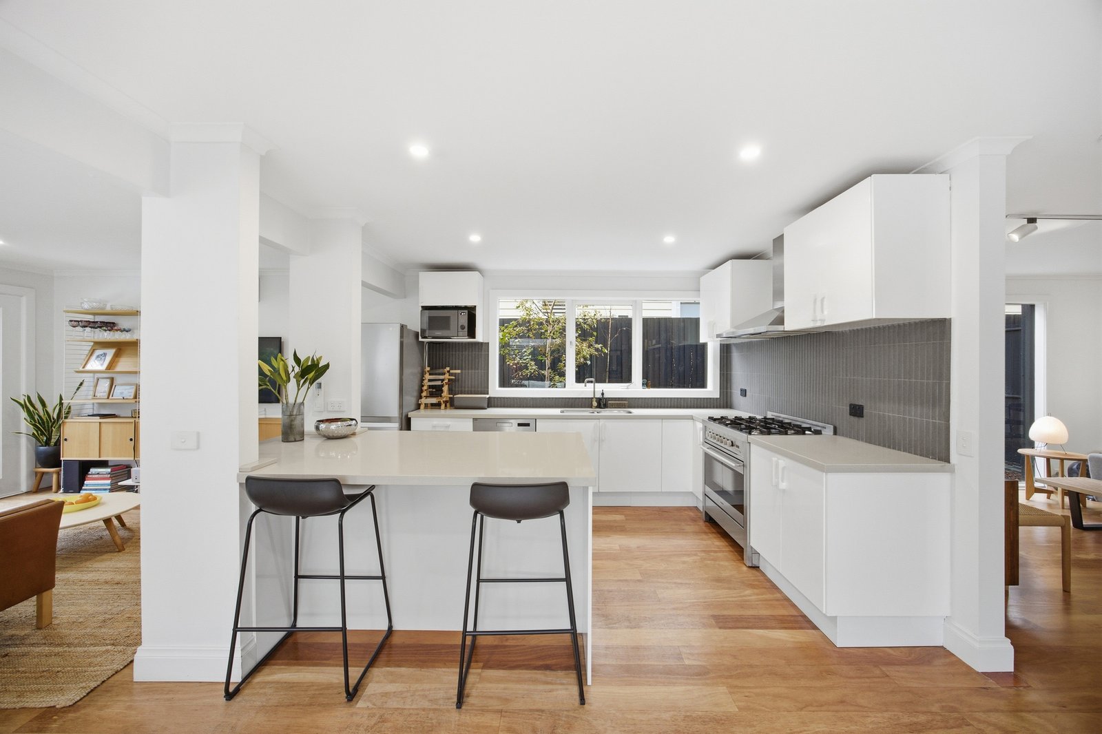 Gallery: 46 Potter Street