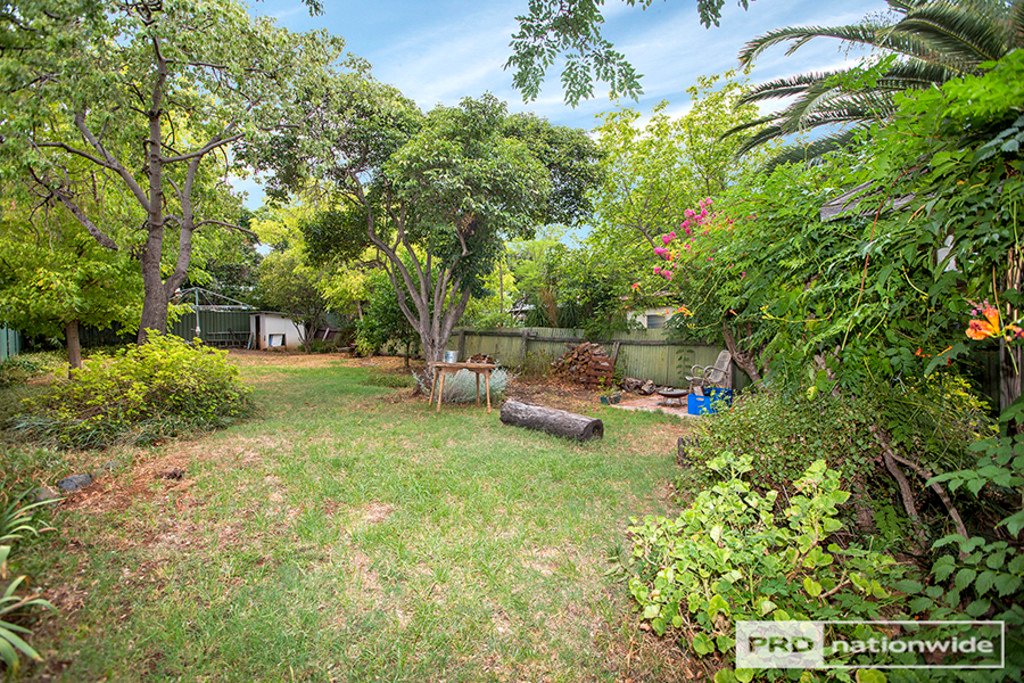 46 Rawson Avenue TAMWORTH 8