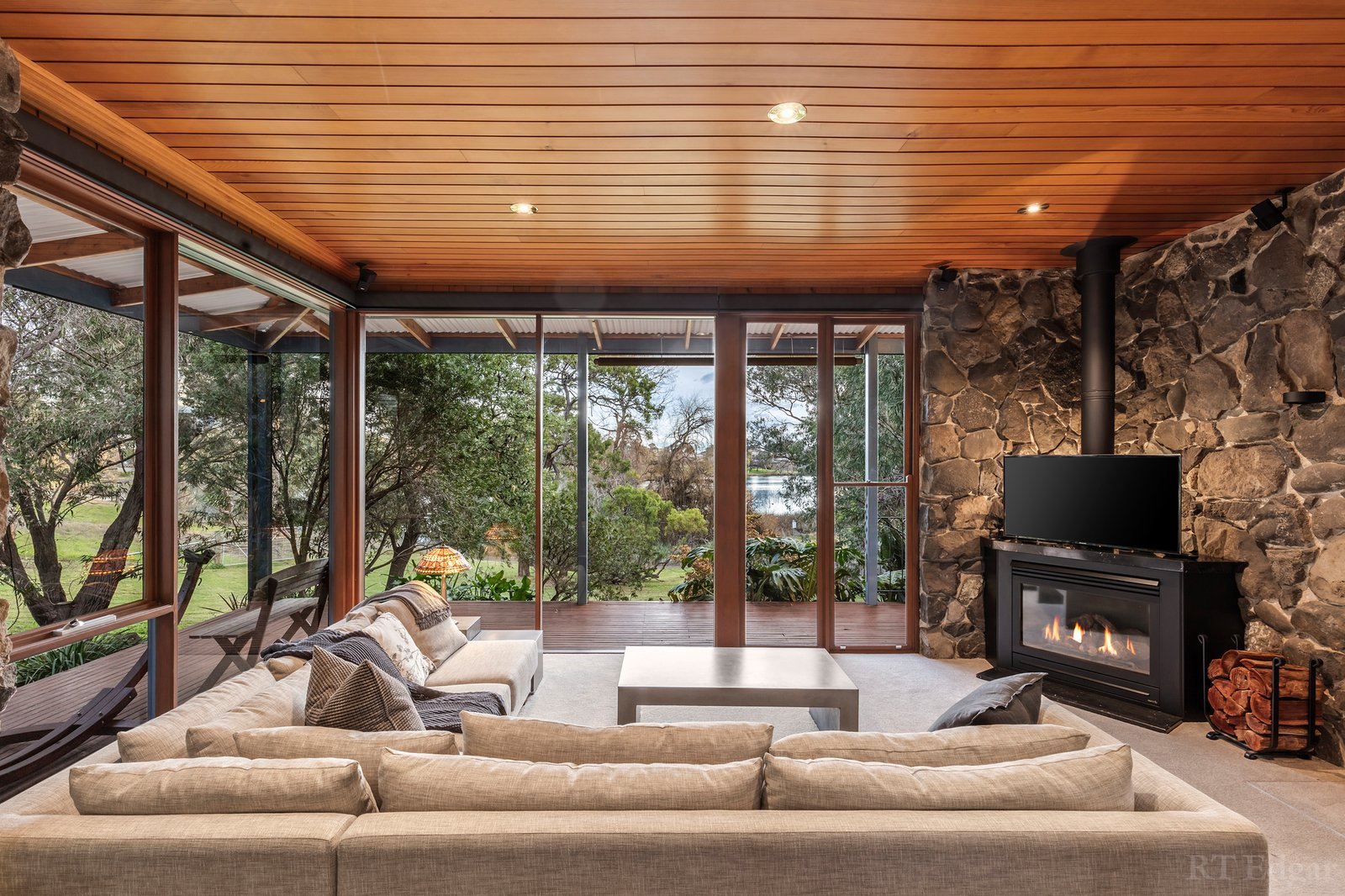 Real Estate and Property in 46 Riviera Crescent, Ocean Grove, VIC