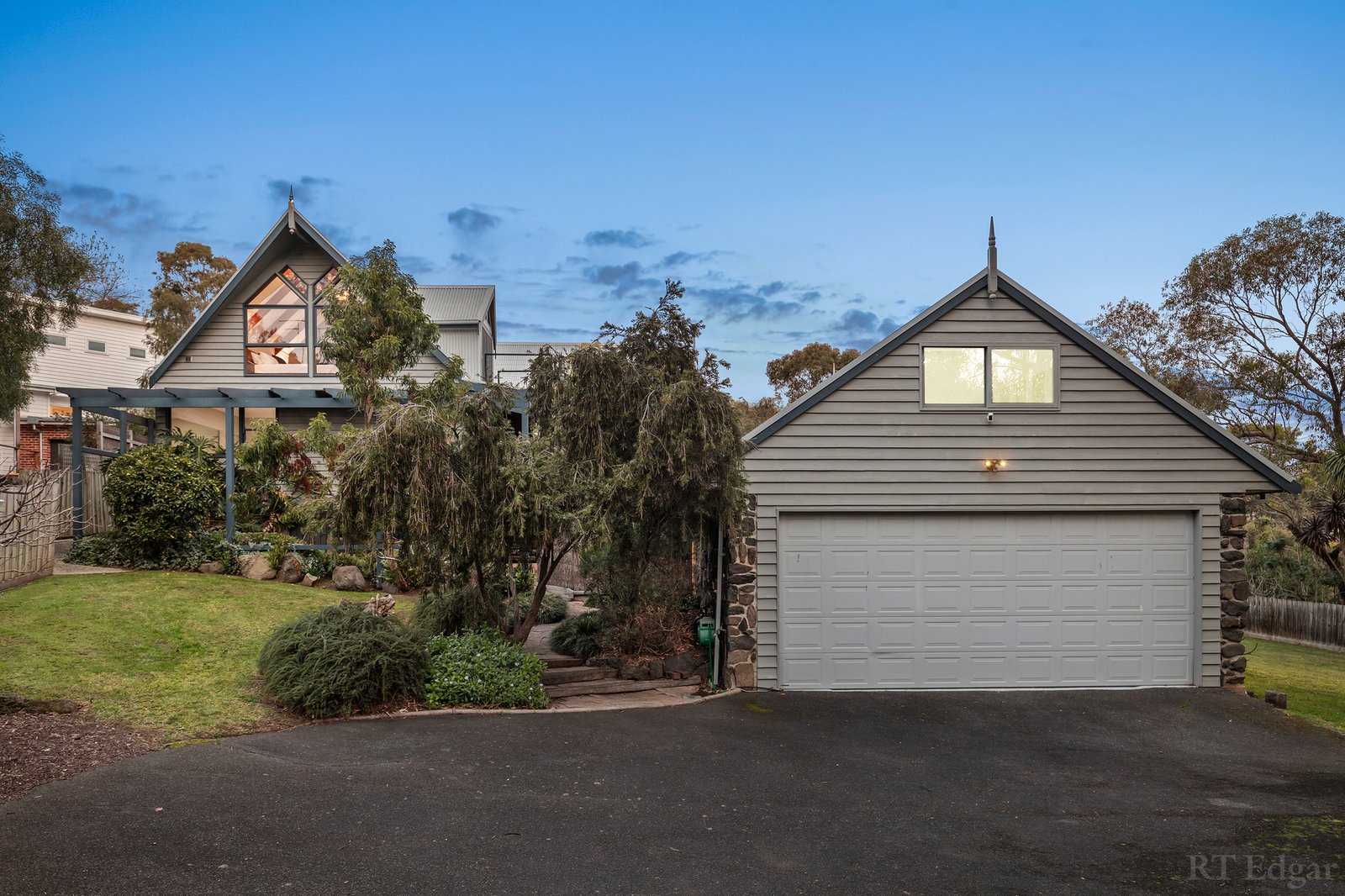 Real Estate and Property in 46 Riviera Crescent, Ocean Grove, VIC