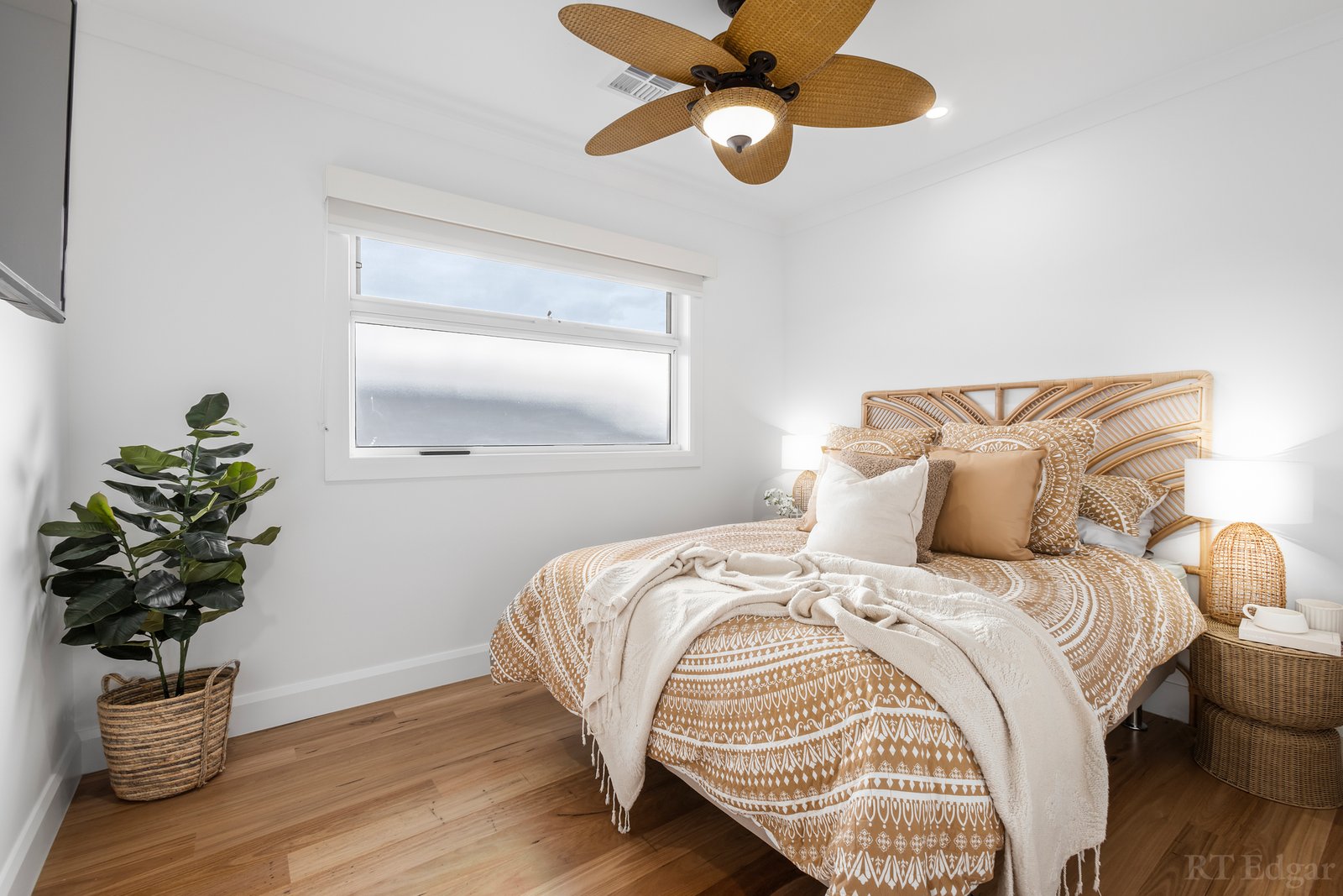 Real Estate and Property in 46 Saltbush Circuit, Point Lonsdale, VIC