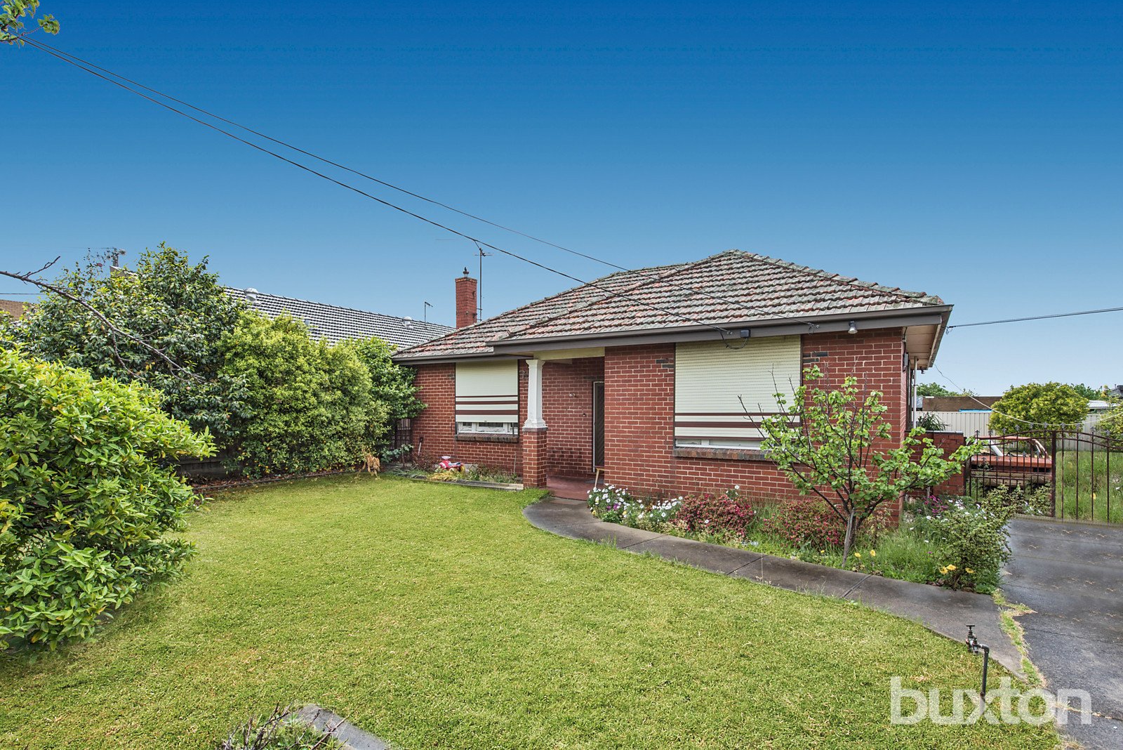 Gallery: 46 Scotsburn Avenue