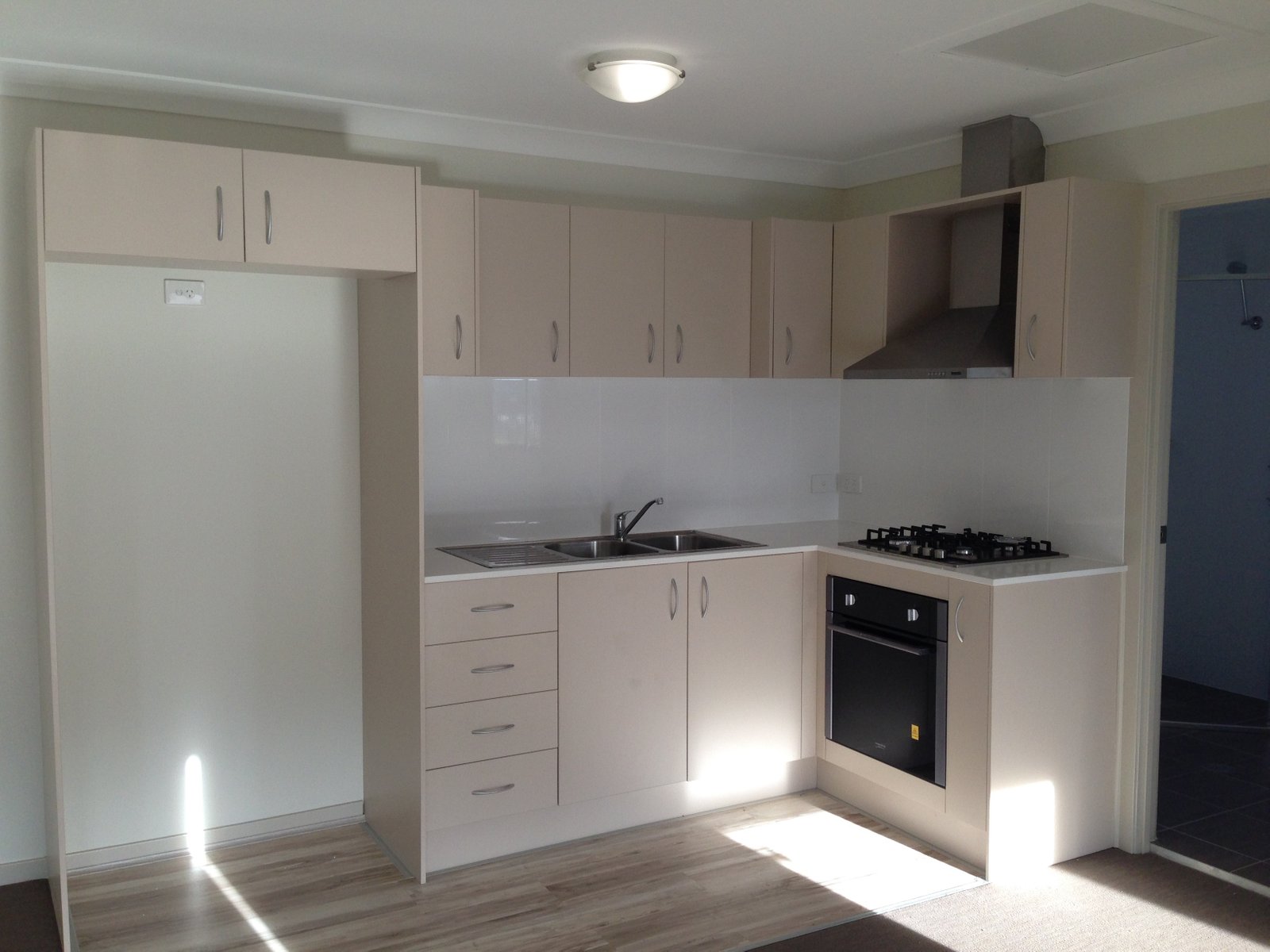 46 Seymour  PENRITH 9