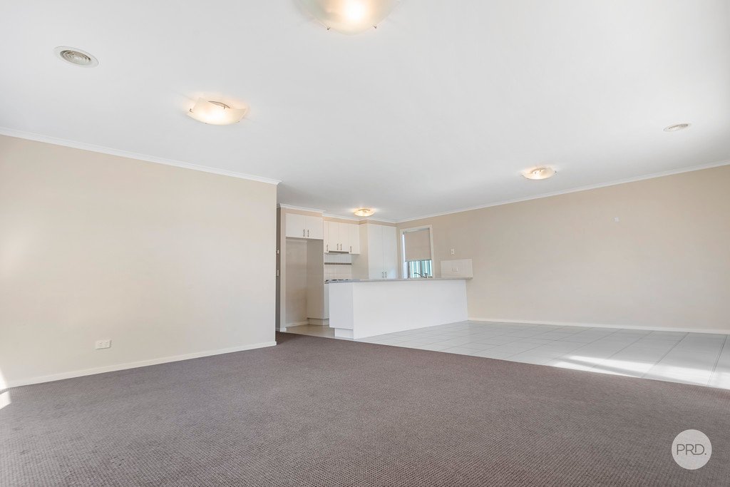 4/6 St George Park Drive KANGAROO FLAT 3