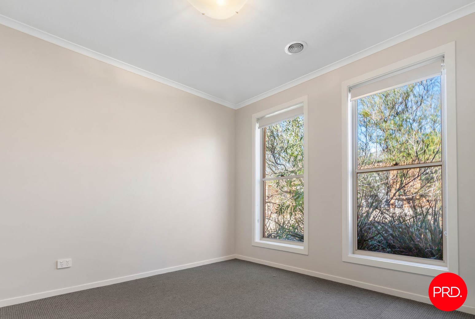 4/6 St George Park Drive KANGAROO FLAT 6