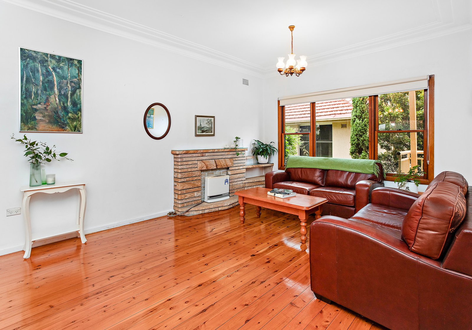 46 Stanleigh Crescent WEST WOLLONGONG 6