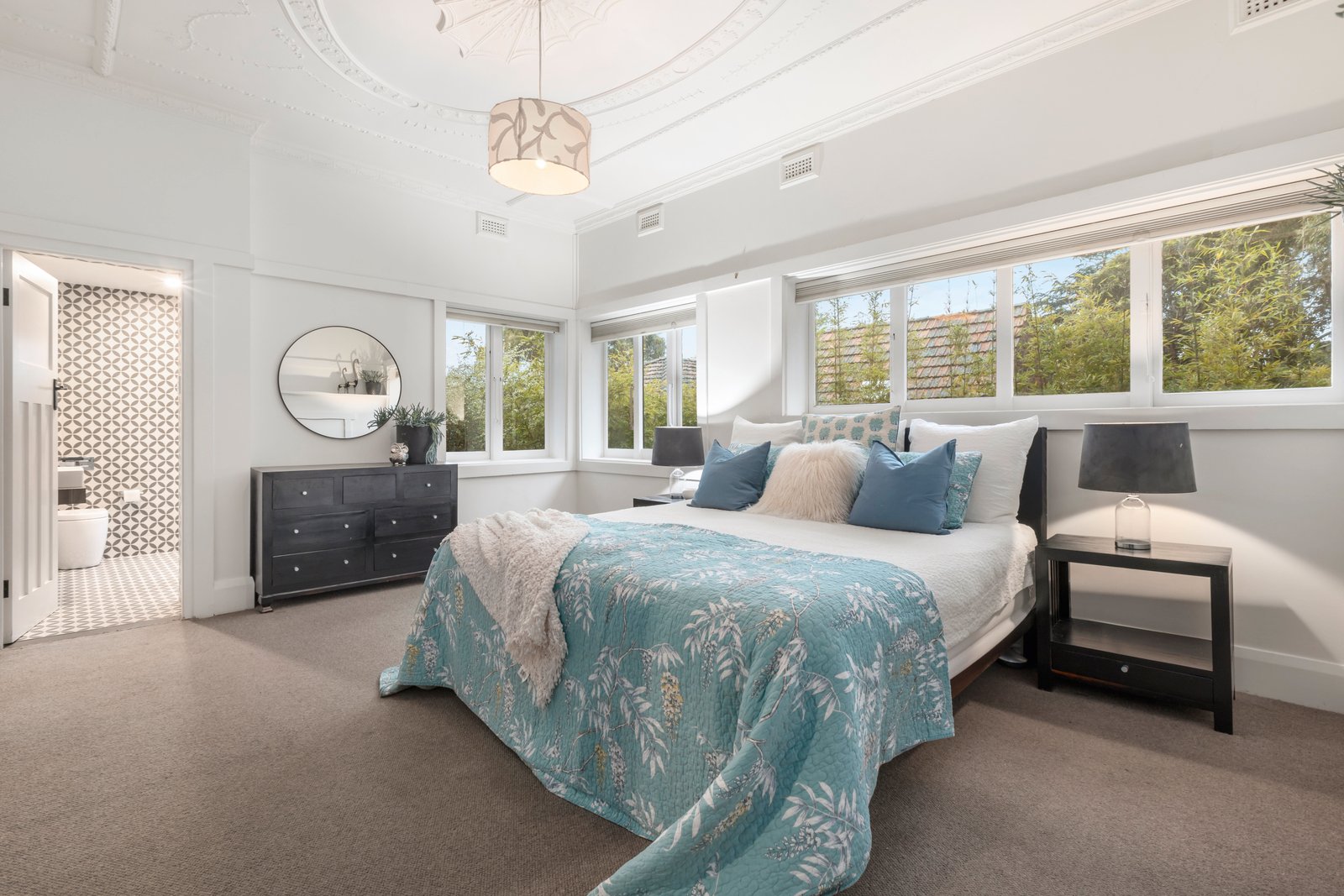 Real Estate and Property in 46 Stawell Street, Kew, VIC