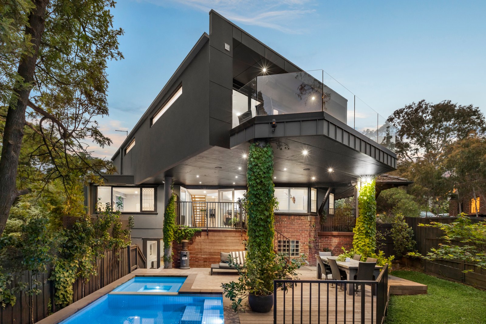 Real Estate and Property in 46 Stawell Street, Kew, VIC