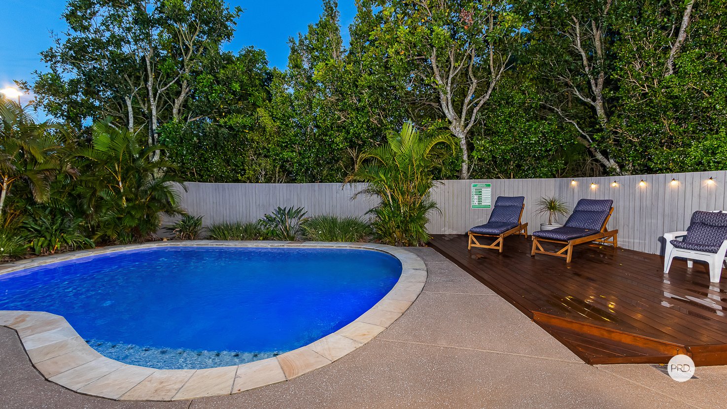 46 SUNNINGDALE Drive REDLAND BAY 16