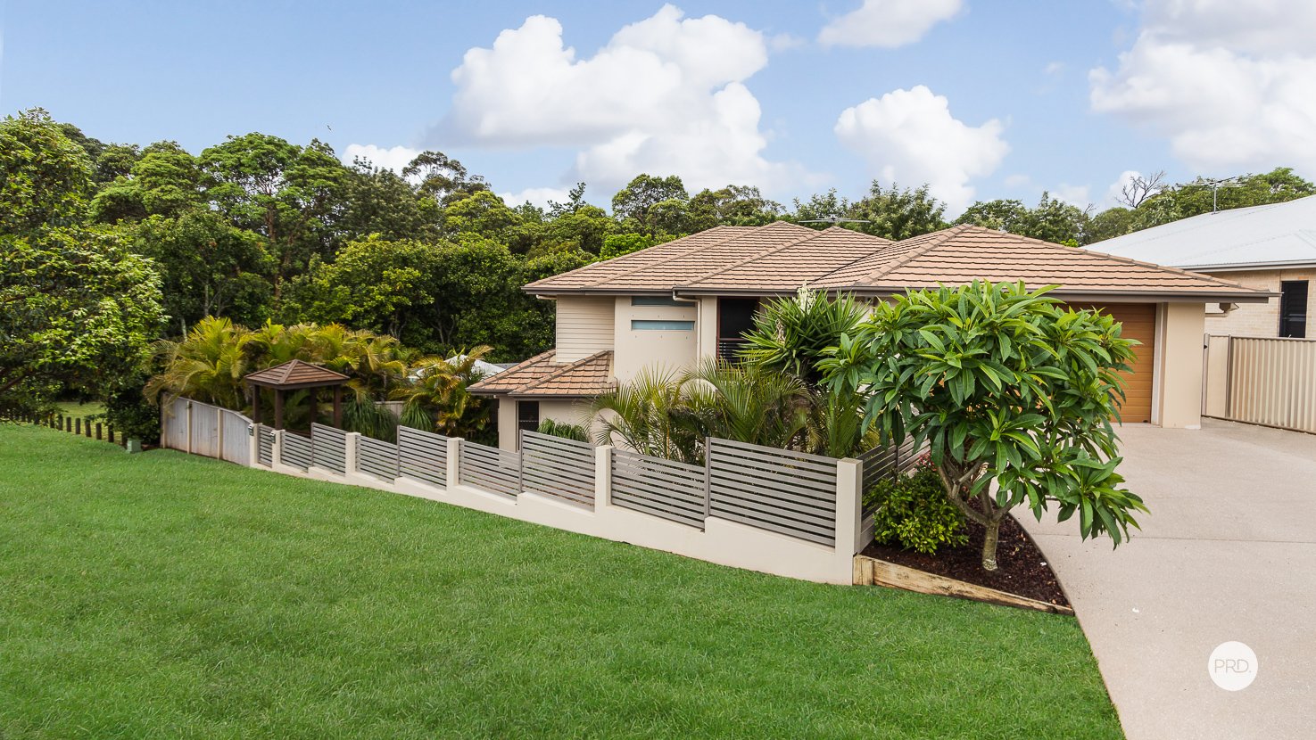 46 SUNNINGDALE Drive REDLAND BAY 18
