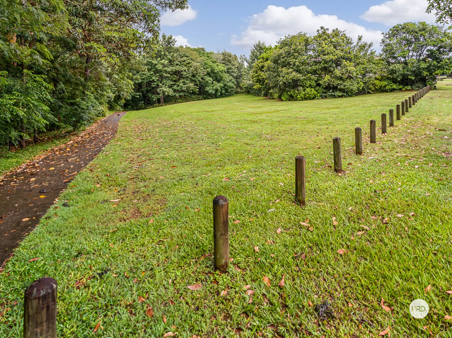 46 SUNNINGDALE Drive REDLAND BAY 28