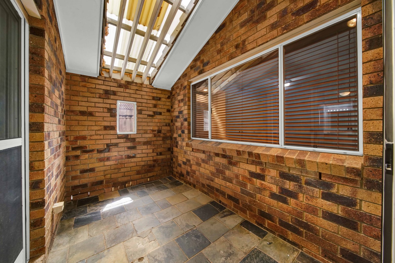 46 SUNSHINE Drive CLEVELAND 26