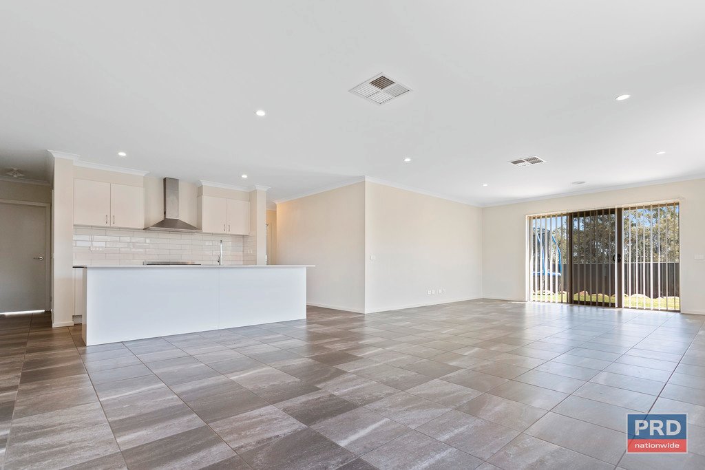 46 Swanson Boulevard STRATHFIELDSAYE 3