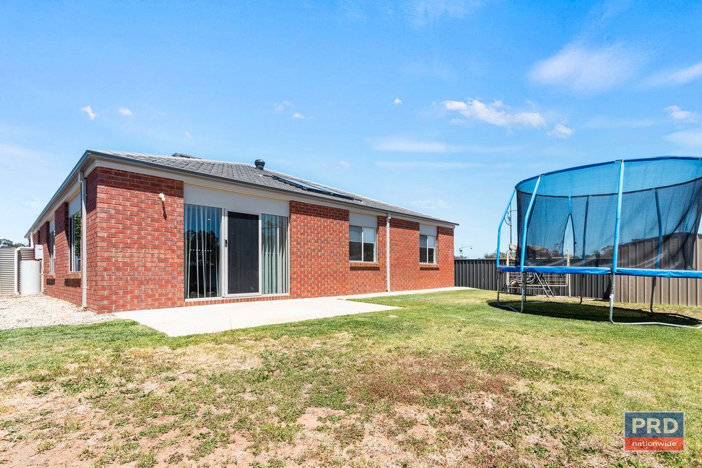 46 Swanson Boulevard STRATHFIELDSAYE 10