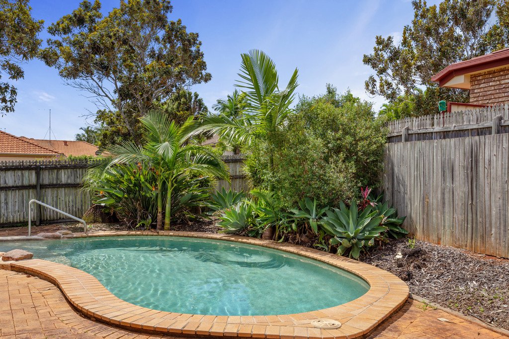 46 THE Boulevard REDLAND BAY 1