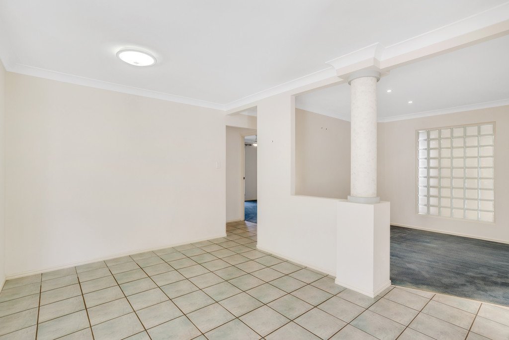 46 THE Boulevard REDLAND BAY 7