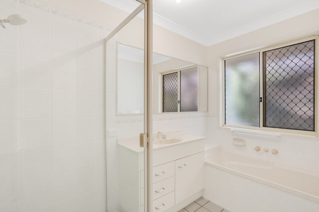 46 THE Boulevard REDLAND BAY 10