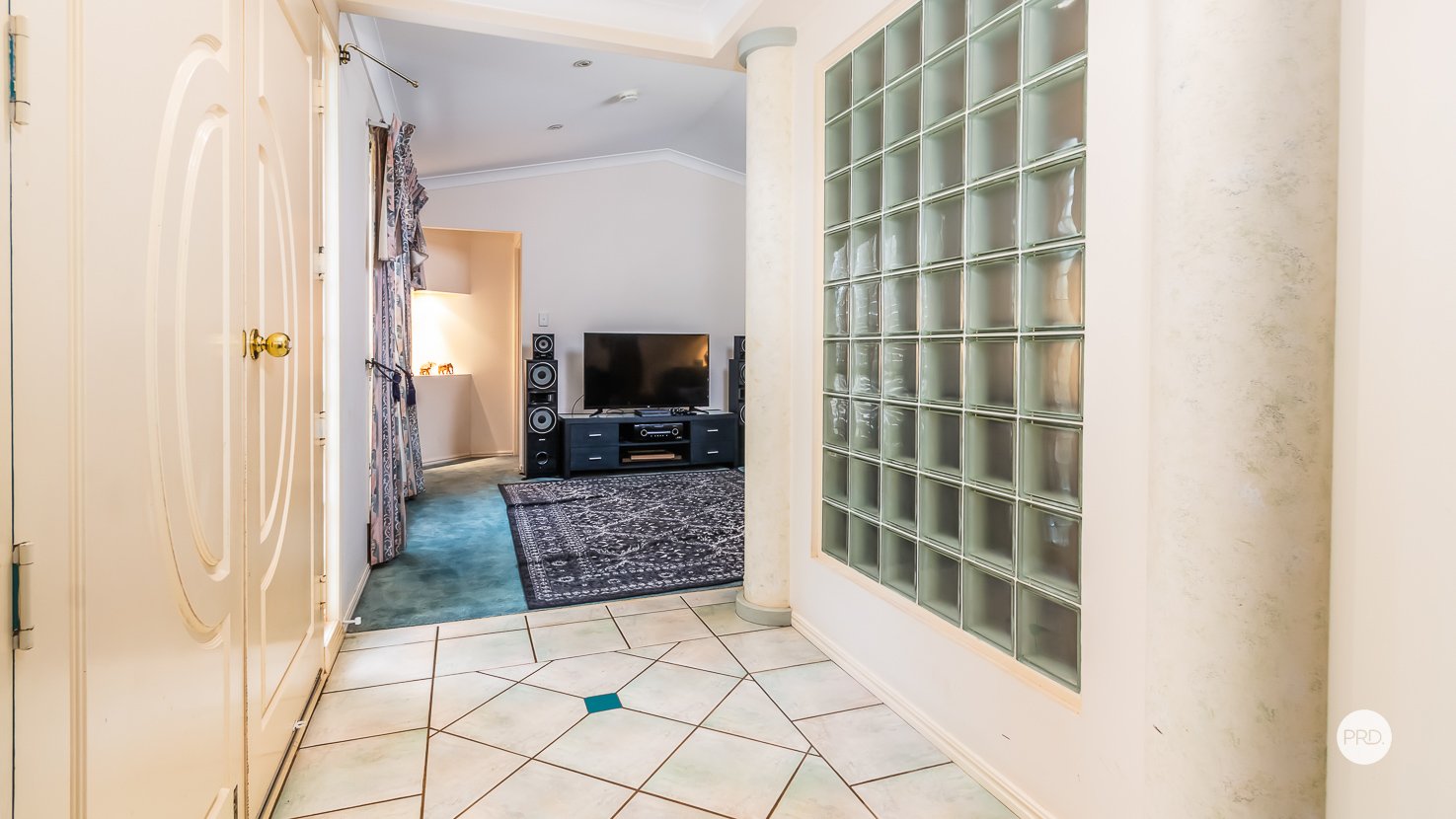 46 THE Boulevard REDLAND BAY 23