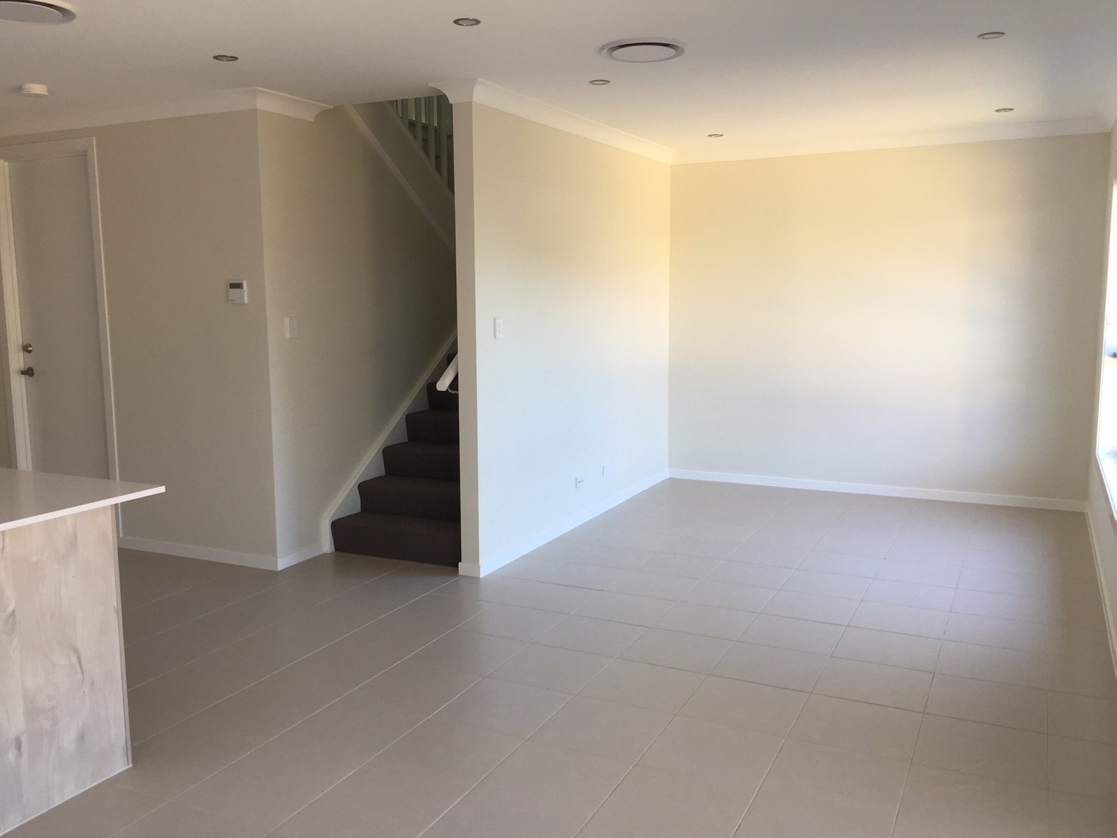 46 The Lakes Drive GLENMORE PARK 9