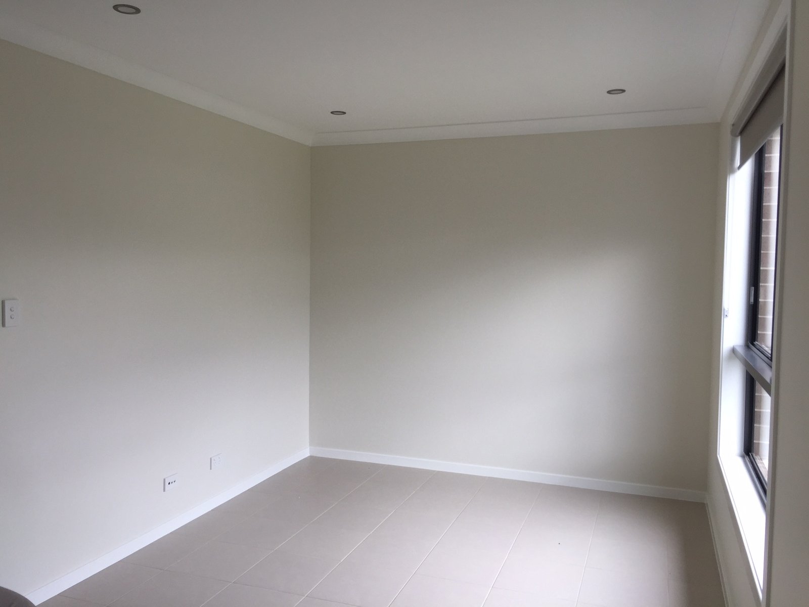 46 The Lakes Drive GLENMORE PARK 12