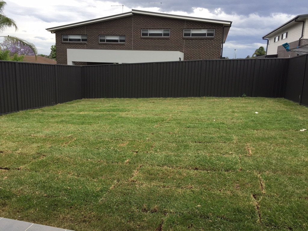 46 The Lakes Drive GLENMORE PARK 22