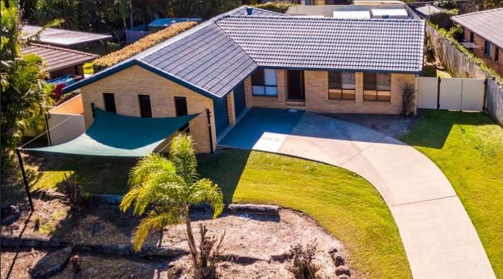 46 Treeview Drive BURLEIGH WATERS 1