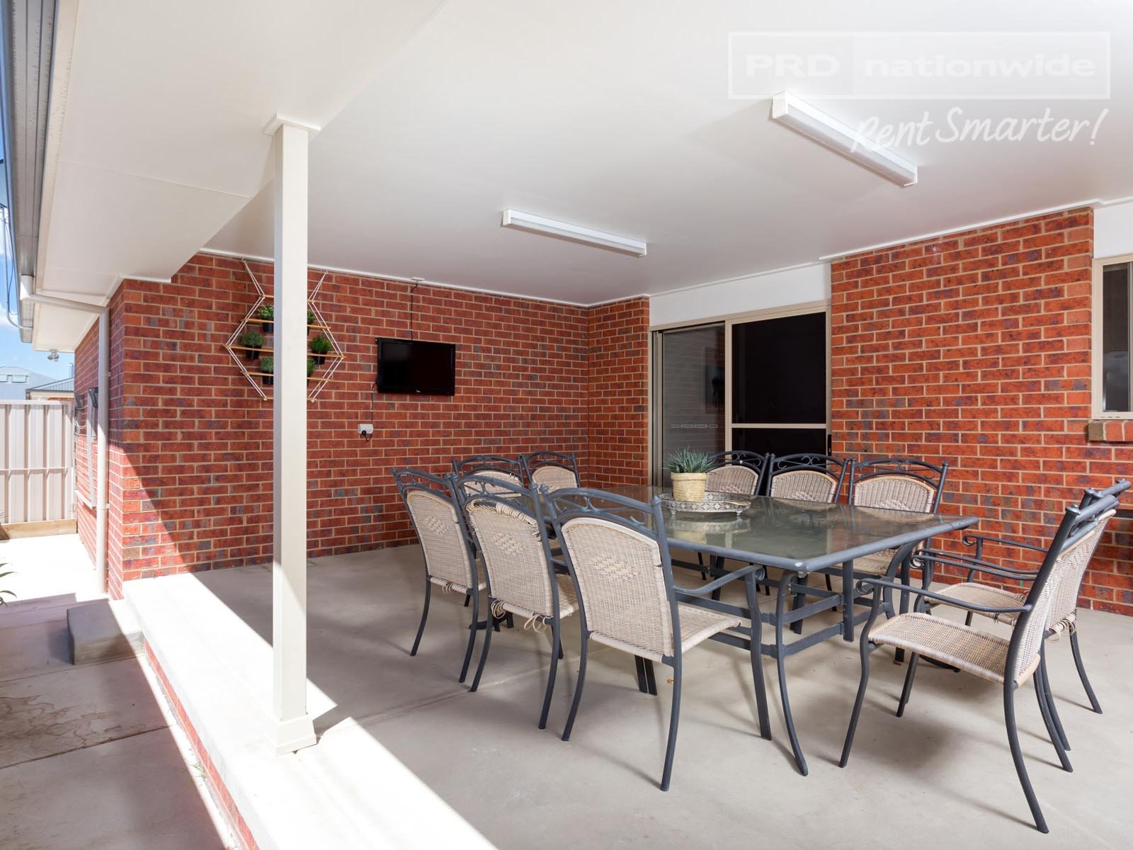 4/6 Trumper Street BOOROOMA 10