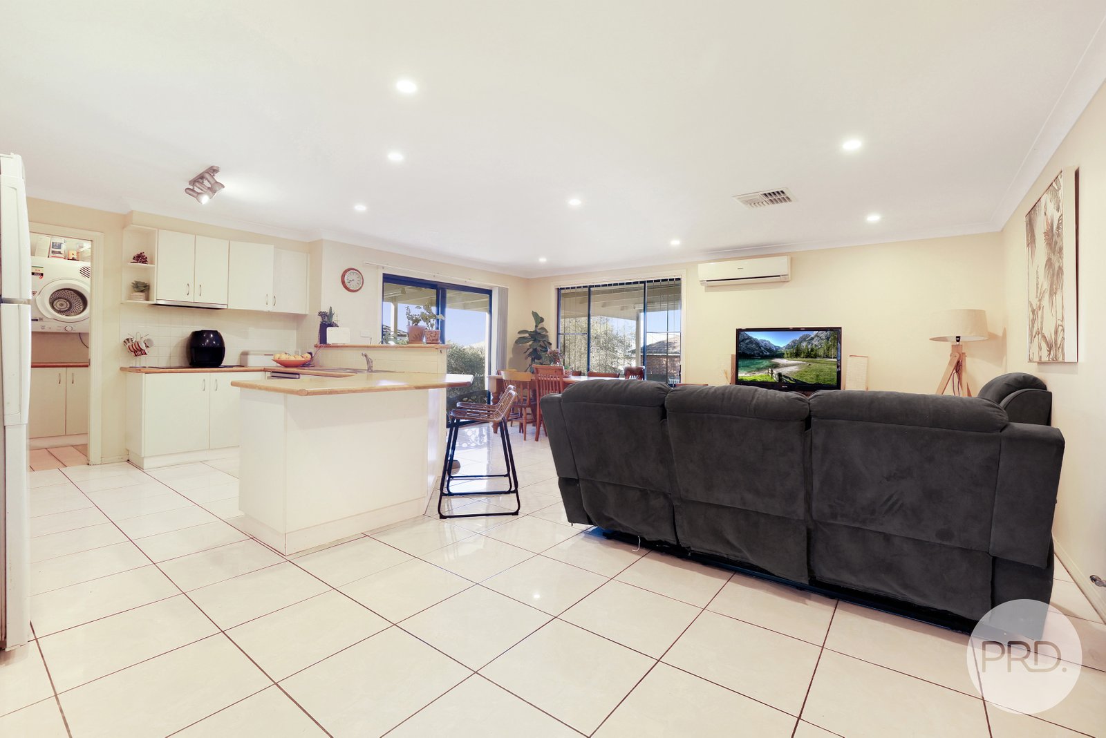 46 Warwick Road TAMWORTH 12