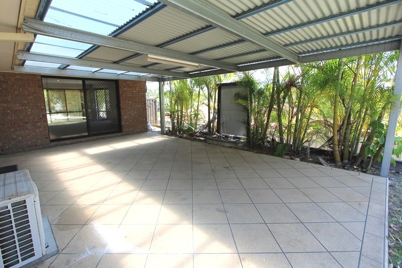 46 Watford Crescent MOLENDINAR 1