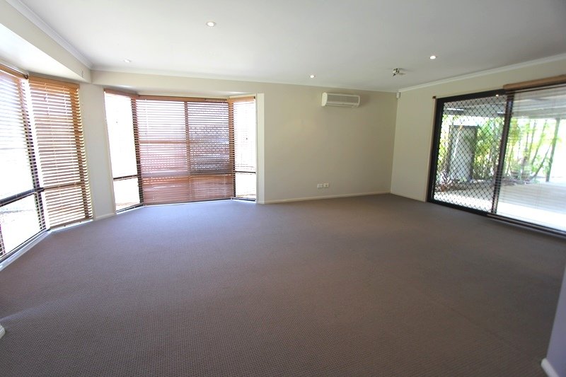 46 Watford Crescent MOLENDINAR 3