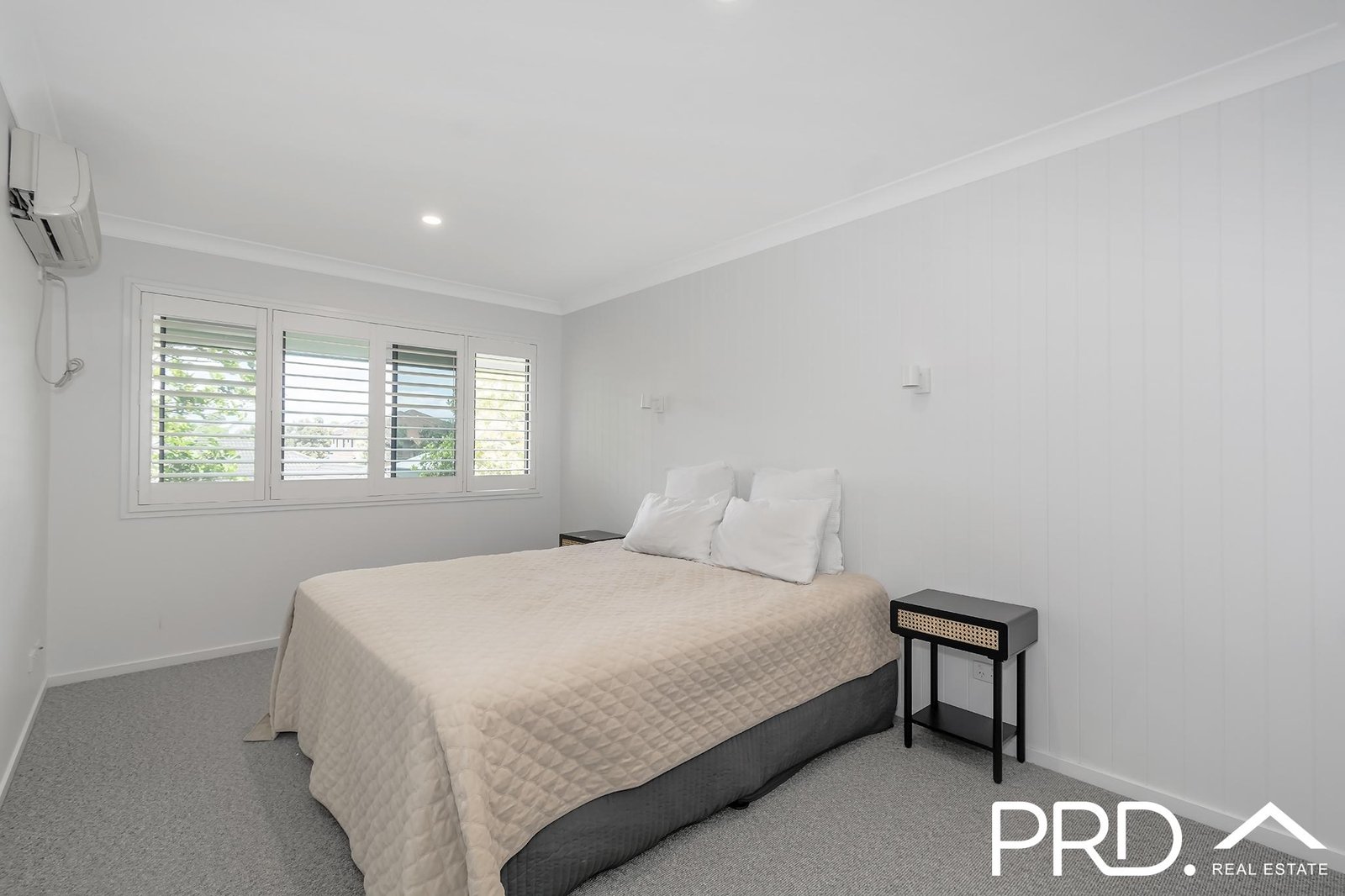 4/6 Winton Terrace VARSITY LAKES 4