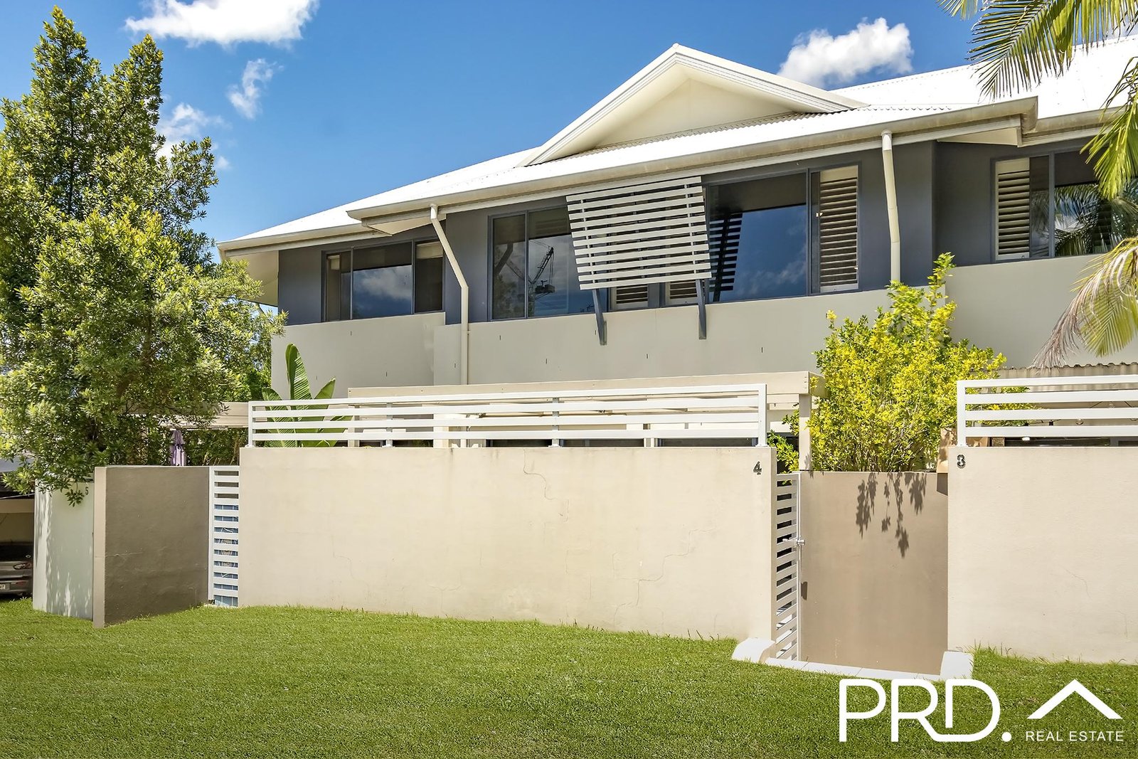 4/6 Winton Terrace VARSITY LAKES 10