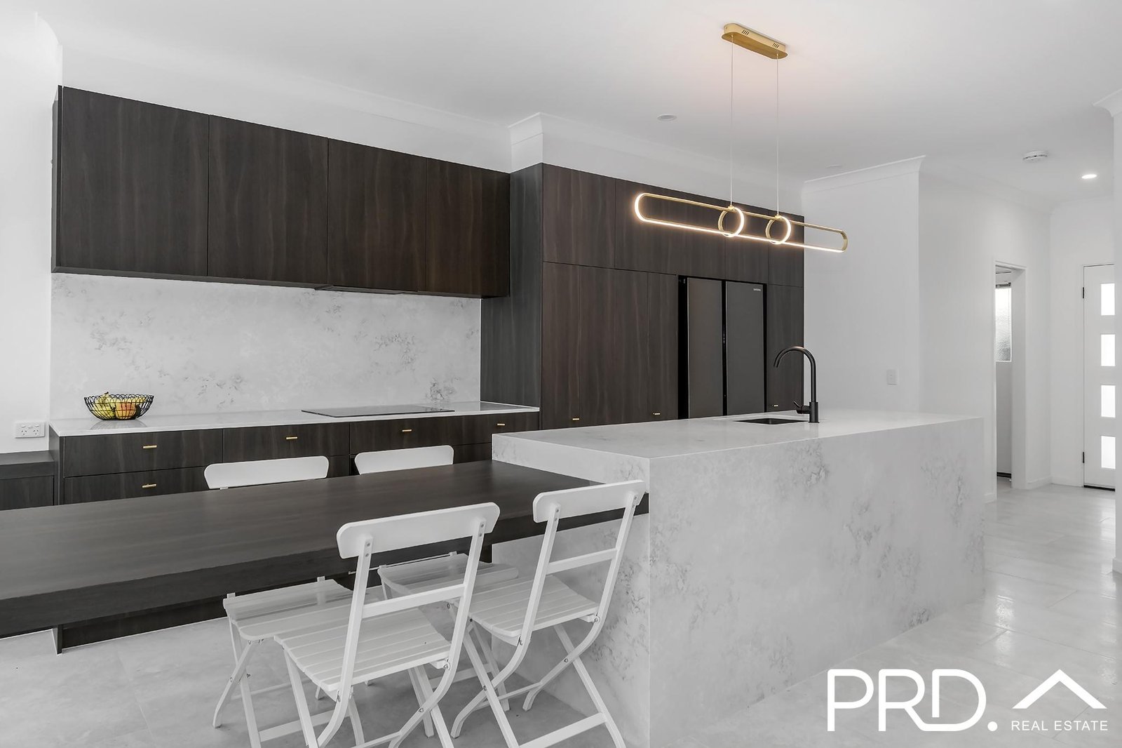 4/6 Winton Terrace VARSITY LAKES 2