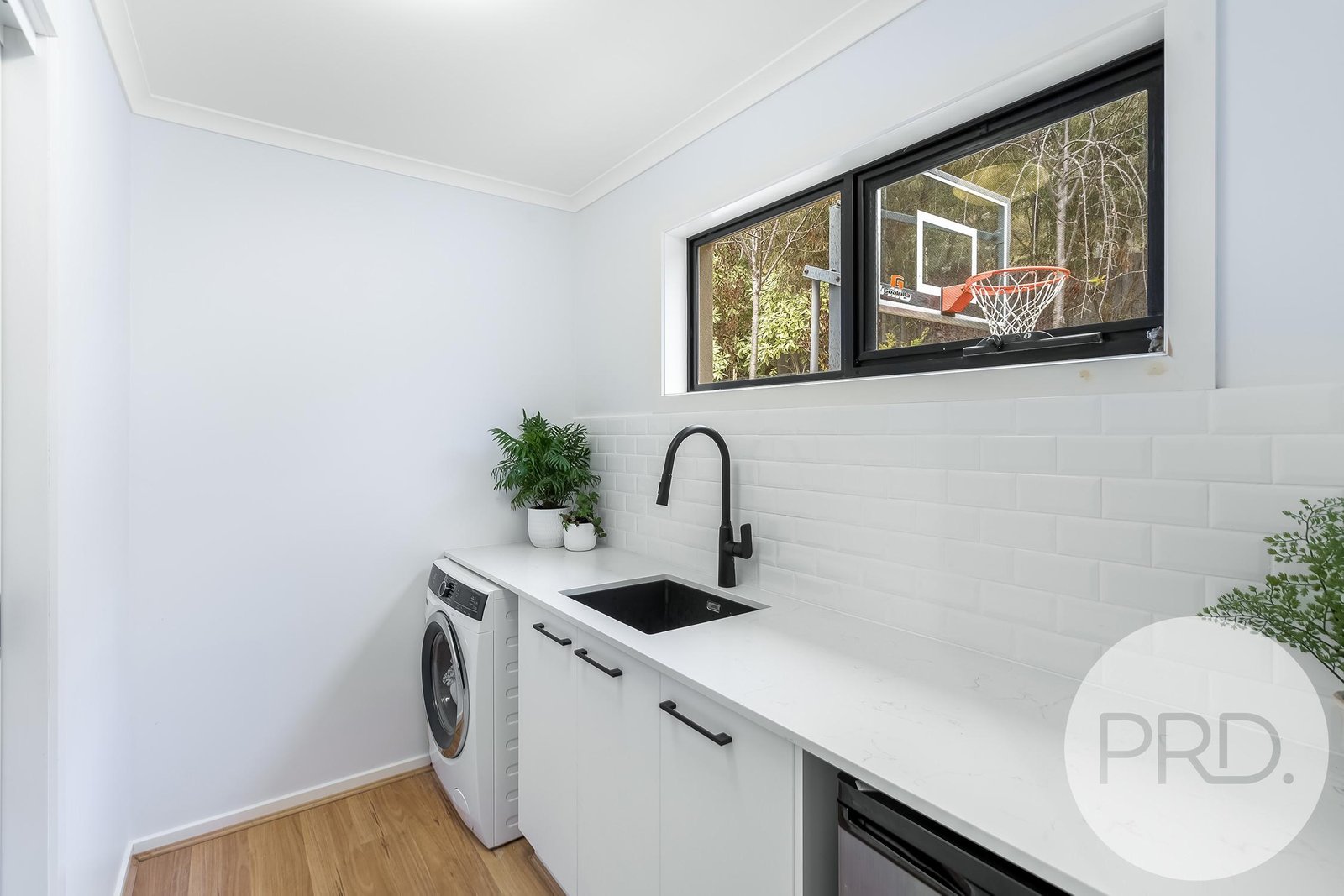 46 Woodcutters Road TOLMANS HILL 28
